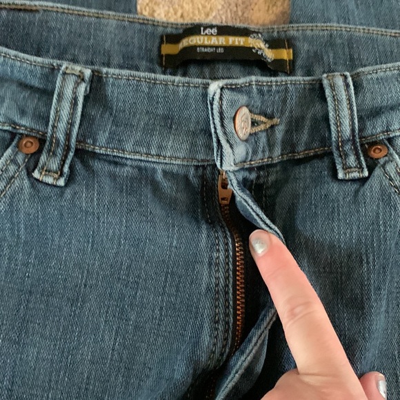 Lee Regular Fit Straight Leg Jeans 33 x 30 - Picture 3 of 8
